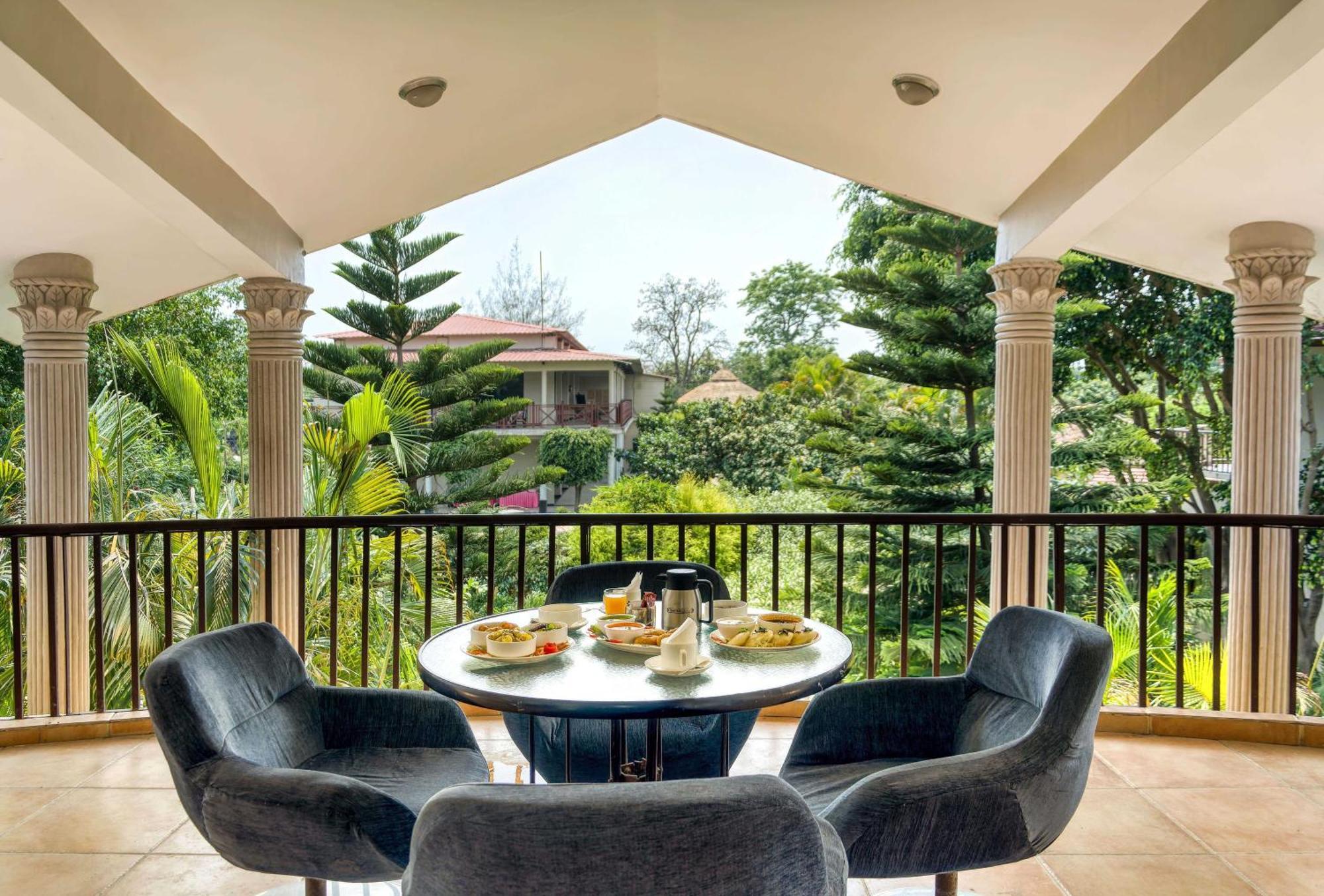 Sunday Alaya Corbett Villa Ramnagar  Exterior photo